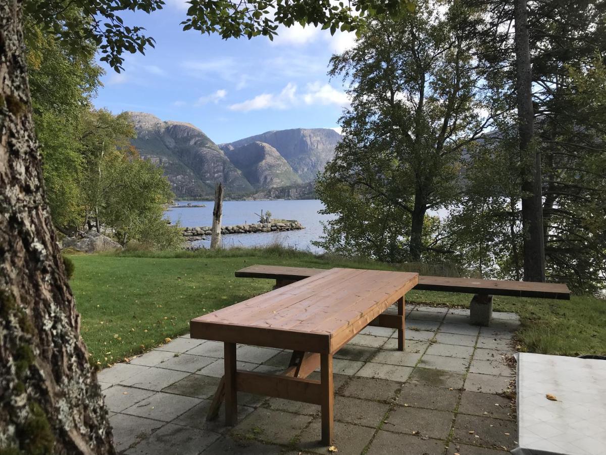 Seaside 3-Bedroom House Svelgen Екстер'єр фото