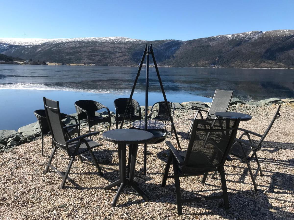 Seaside 3-Bedroom House Svelgen Екстер'єр фото